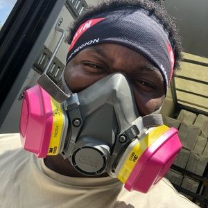 Meet your Posher, Devin